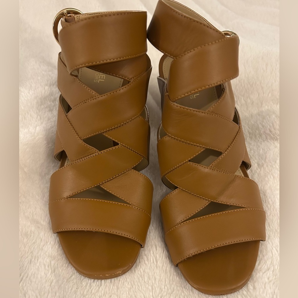 MICHAEL KORS ALANA HEELED LEATHER STRAPPY SANDAL SIZE 7M ACORN BROWN